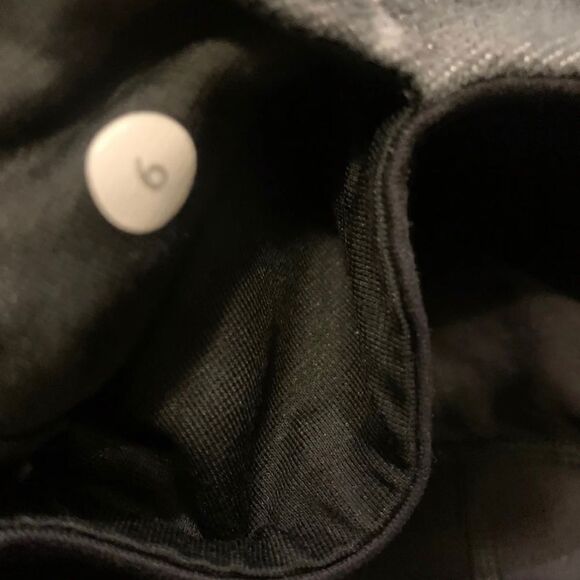 Lululemon fast and free tight size 6 - Picture 9 of 9